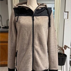 686 Women's Tan and Black Hooded Snowboarding Fleece Jacket